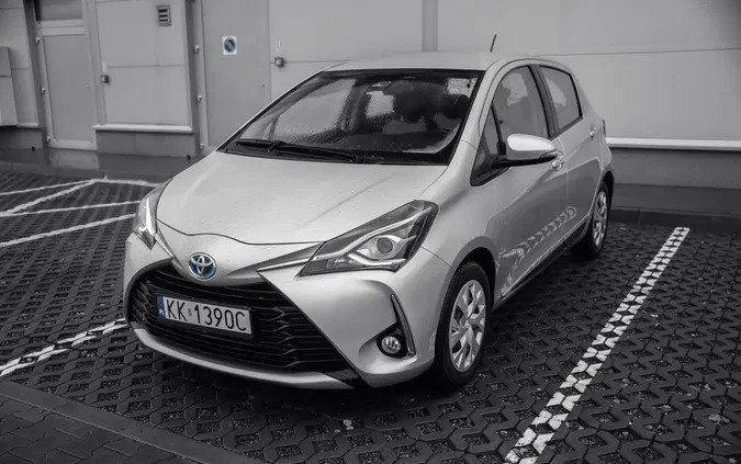 toyota yaris Toyota Yaris cena 51900 przebieg: 94800, rok produkcji 2018 z Sędziszów